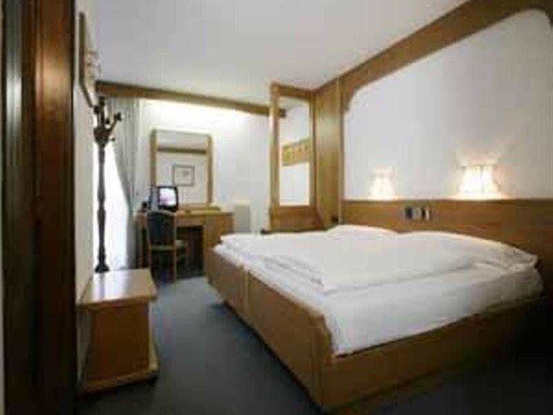 Hotel B&B Andreas Canazei Exterior photo